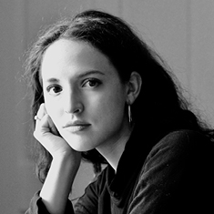 Portrait of the author Isabella Hammad