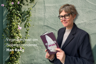 Portræt af Grith Ravn med Han Kang roman Vegetaren