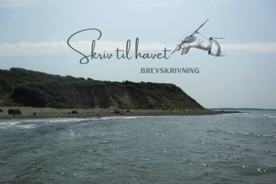 Billede af havet med tekst til brevskrivning