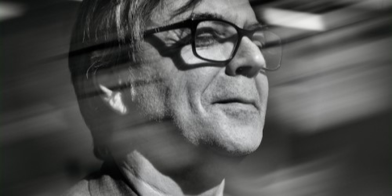 Portrætbillede af forfatteren Lucas Ruíz