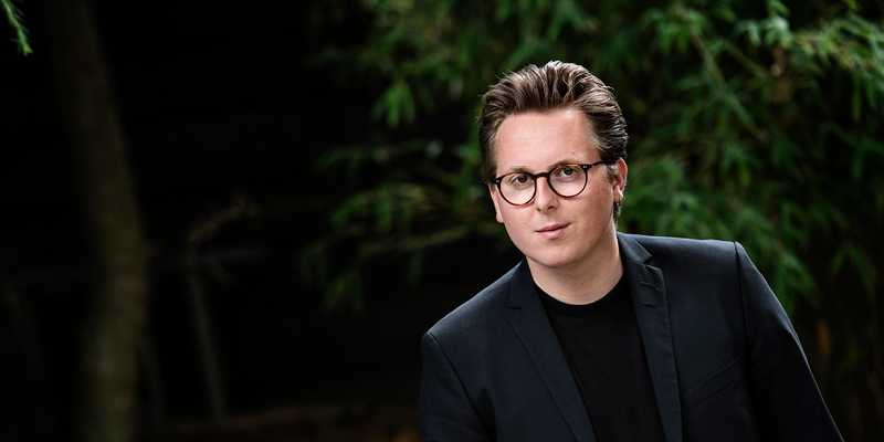 Forfatter Thomas Korsgaard