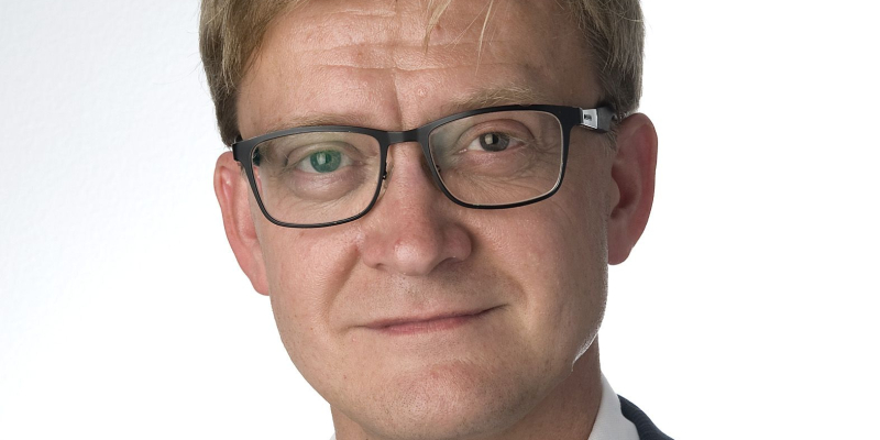 Portræt af Michael Bach Henriksen
