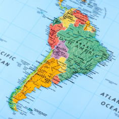 Udsnit af et verdenskort, hvor man kan se Latinamerika