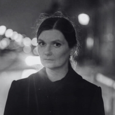 Foto af den danske forfatter Cecilie Lind
